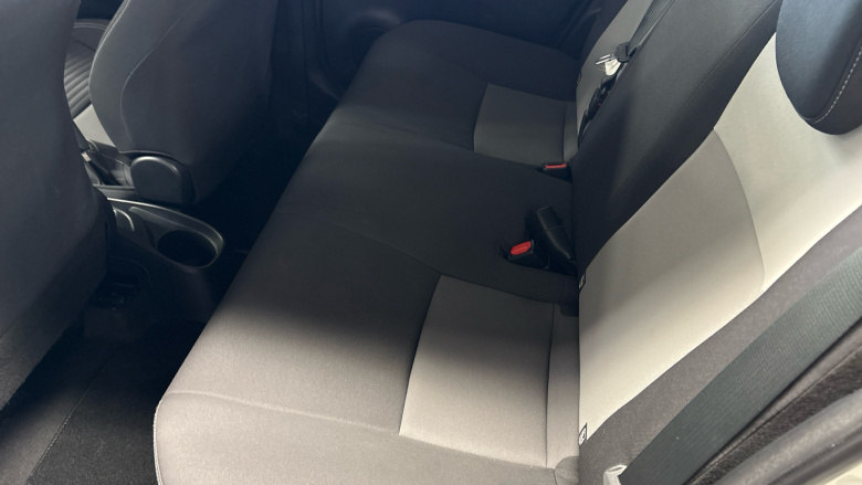 Toyota Yaris 1.5 Hybrid Icon Tech 5dr CVT Hybrid Hatchback